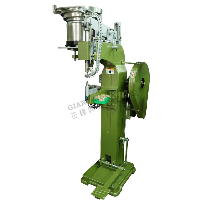 RW-3901 Vibrating disc four-corner nailing machine